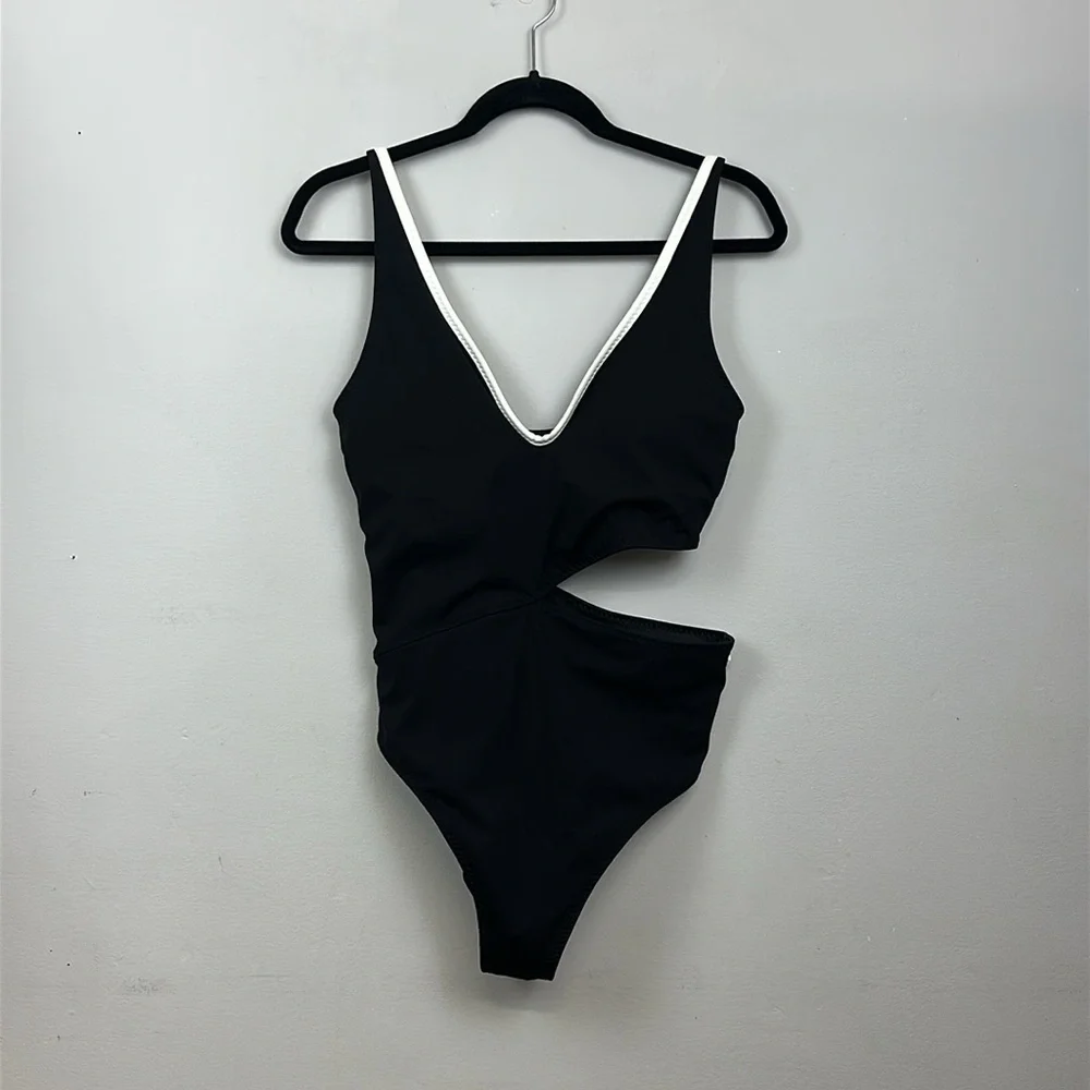NWOT Seaside Cutout One-Piece Swimsuit Black Size M